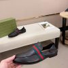 Gucci Men's Black Leather Loafer with Web