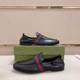 Gucci Men's Black Leather Loafer with Web