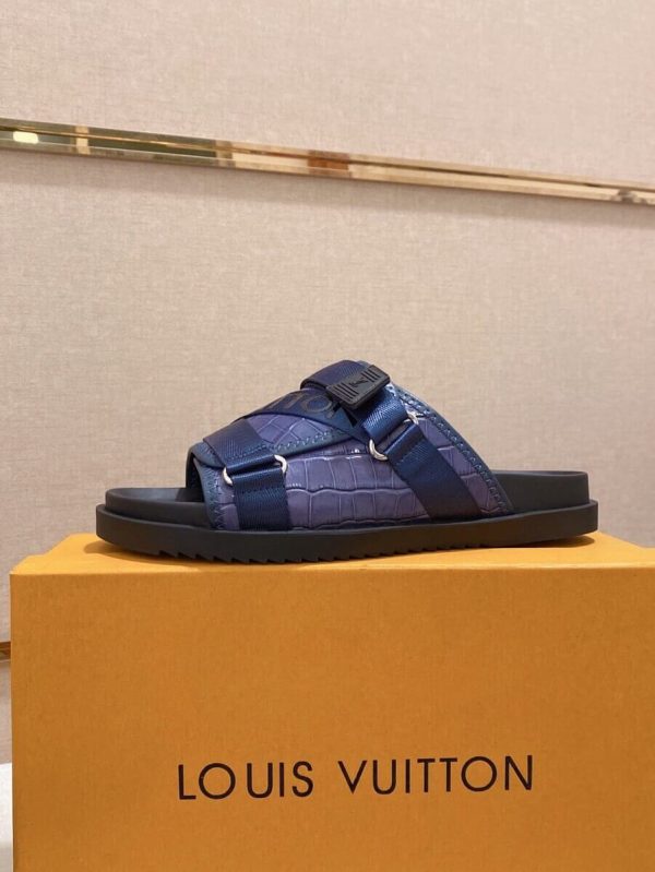 blueLouisVuittonWaterfrontMule_5_d21b3861-600e-4a9e-a679-79865f16a714 Louis Vuitton Honolulu Mule in Purple