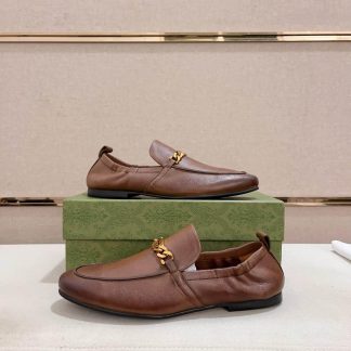 Gucci Men's Brown Leather Loafer with Interlocking G Chain
