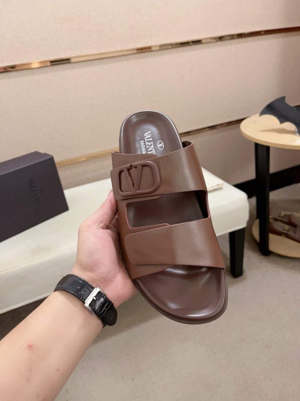 Valentino Garavani VLogo Sandals in Brown Leather