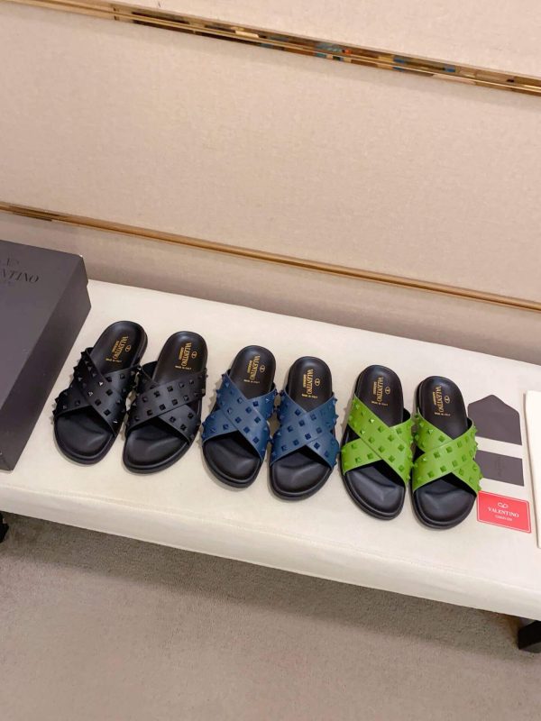 Valentino Garavani Rockstud Sandal in Green Leather