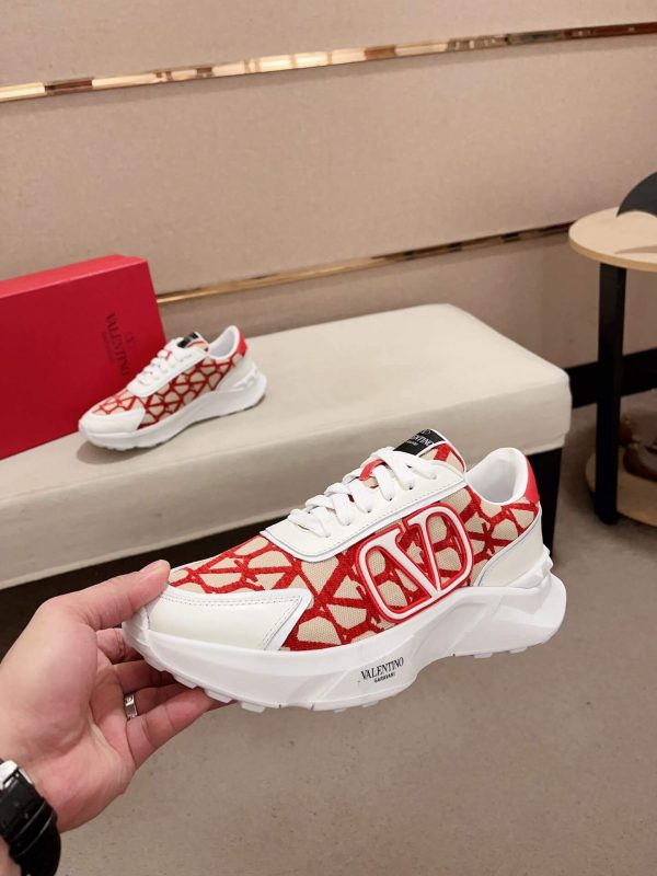 Valentino Garavani True Act Low-Top Trainer in White Nappa Leather And Red and Beige Toile Iconographe Fabric