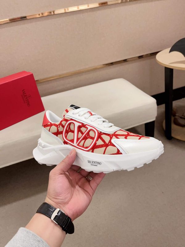 Valentino Garavani True Act Low-Top Trainer in White Nappa Leather And Red and Beige Toile Iconographe Fabric