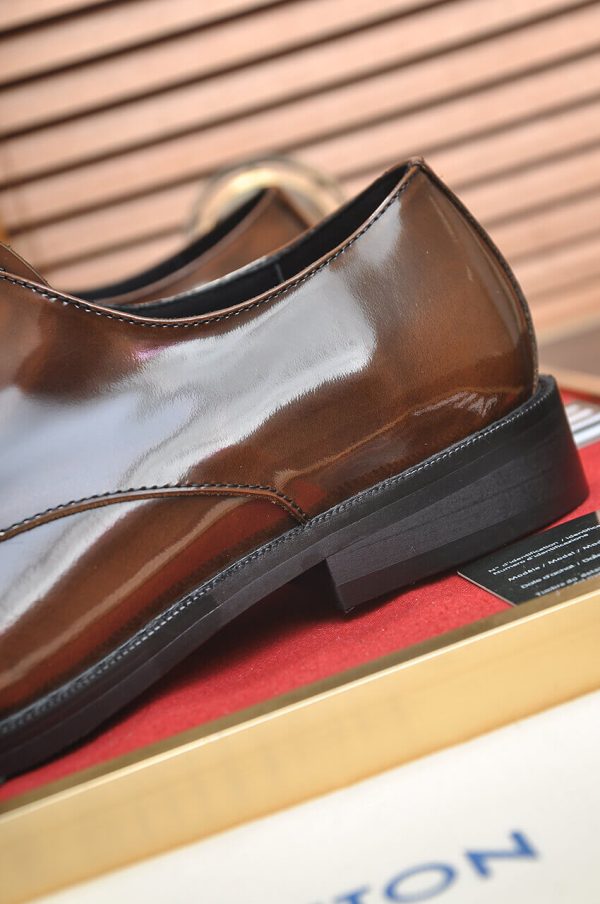 Louis Vuitton Brown Patent Leather Oxford Shoes