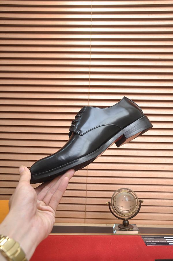 Louis Vuitton Black Patent Leather Oxford Shoes