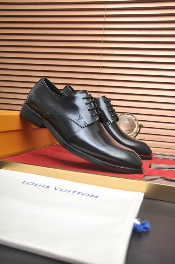 Louis Vuitton Black Patent Leather Oxford Shoes