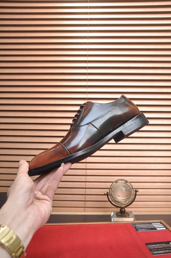 Prada Brown Formal Lace-Up Shoes with Minimalist Brogue Detailing