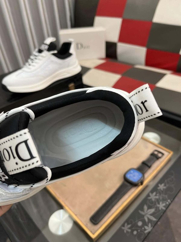 whiteDiorsneakerwithblackaccents._6 Dior Men's Sneaker in White Dior Oblique Jacquard and White Leather