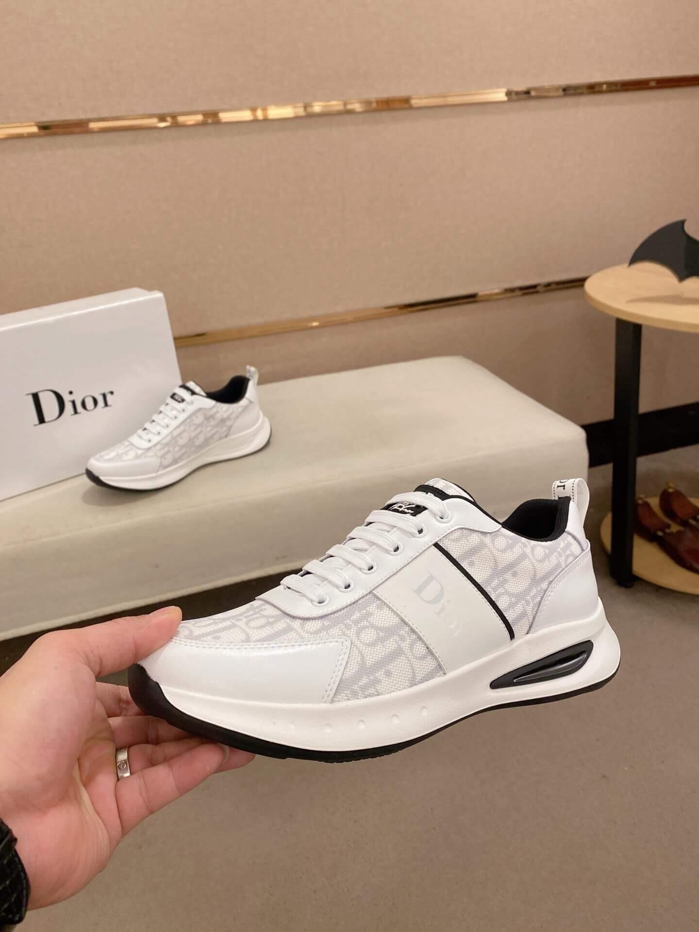 Dior White and Grey Dior Oblique Jacquard Runner Sneaker 8 Dior White and Grey Dior Oblique Jacquard Runner Sneaker - Image 8