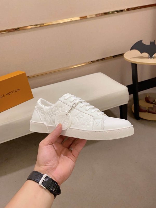 whiteLouisVuittonLuxembourgsneaker_4 (1) Louis Vuitton White Grained Leather Match-Up Sneaker