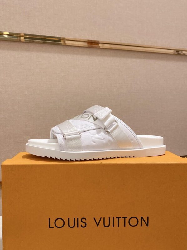 whiteLouisVuittonmule_specificallytheLVSunsetFlatComfortMule_2 Louis Vuitton Honolulu Mule in White