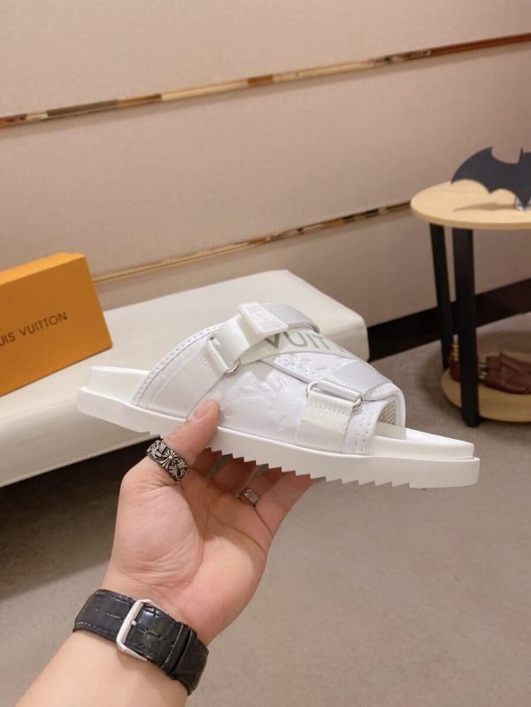 whiteLouisVuittonmule_specificallytheLVSunsetFlatComfortMule_5 Louis Vuitton Honolulu Mule in White