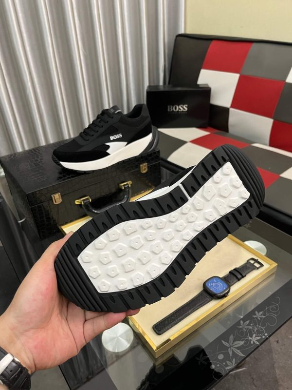 Hugo Boss sneakers Black dean Runner model.