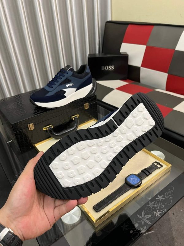 Hugo Boss sneakers Blue dean Runner model.