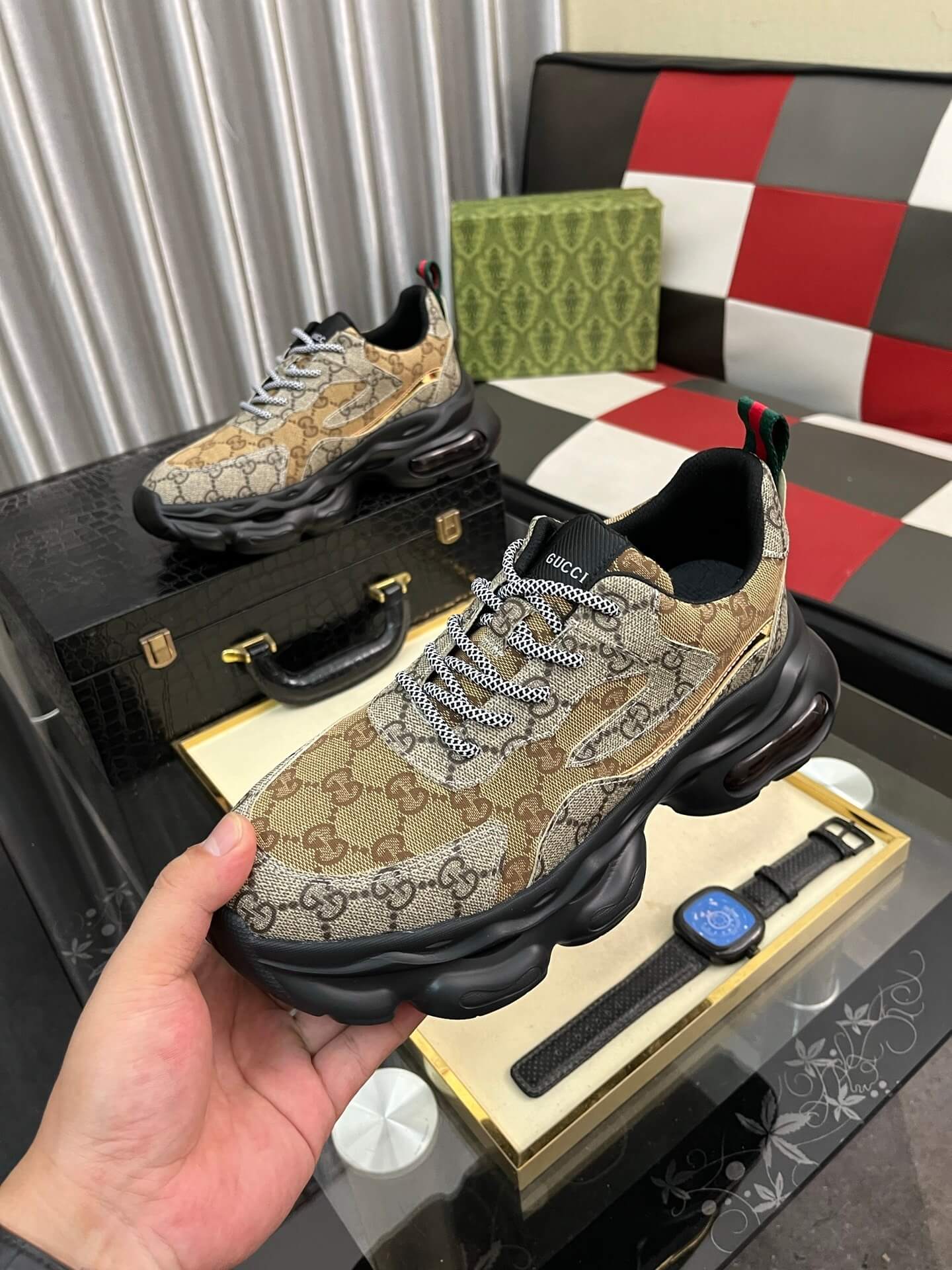 Gucci Sneaker - GG Rhyton - Beige/Ebony Monogram - Chunky Runner 8 Gucci GG Rhyton sneakers.