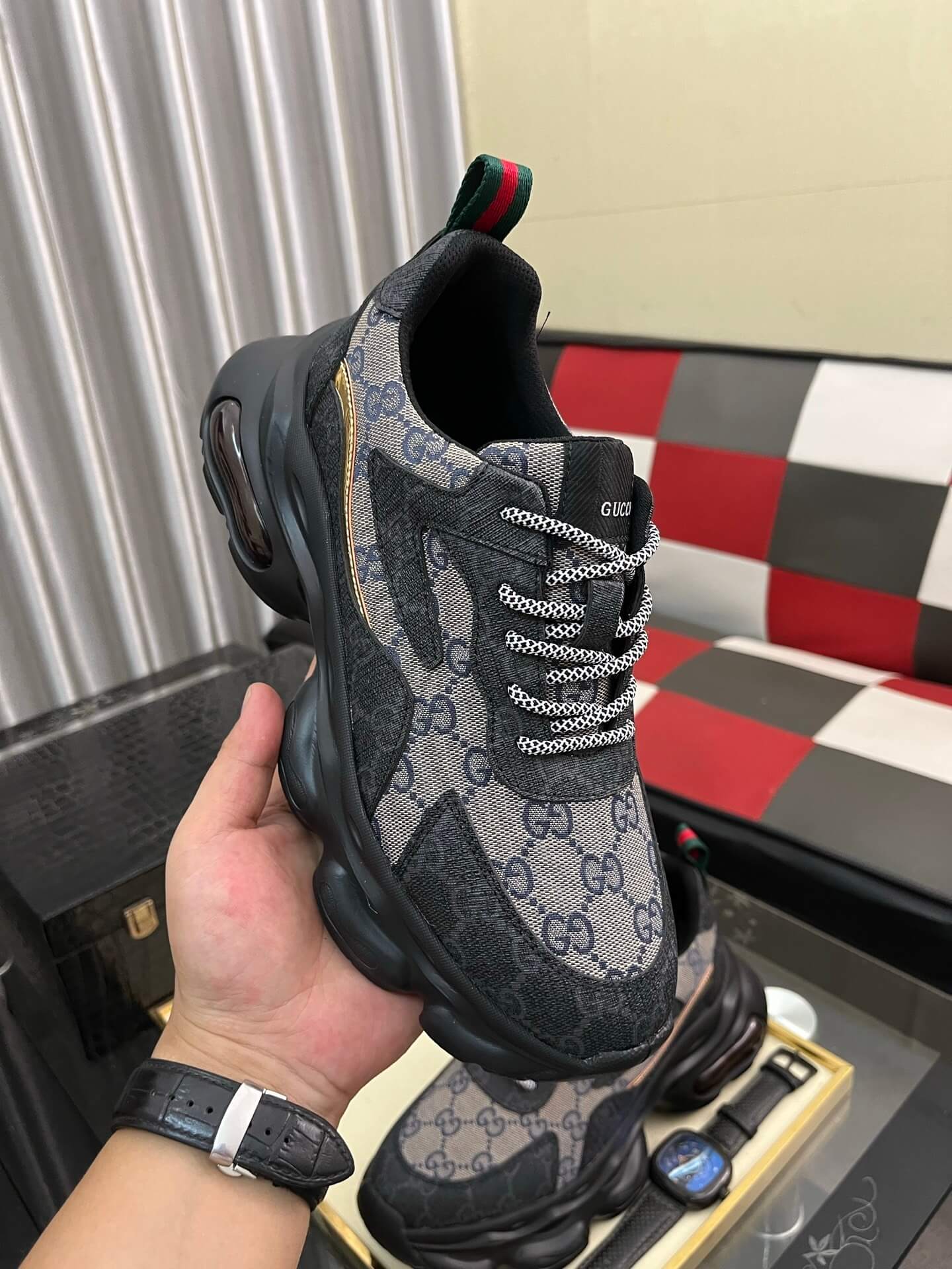 Gucci Sneaker - GG Rhyton - Black Monogram Mesh - Chunky Runner 9 Gucci GG Rhyton sneakers.