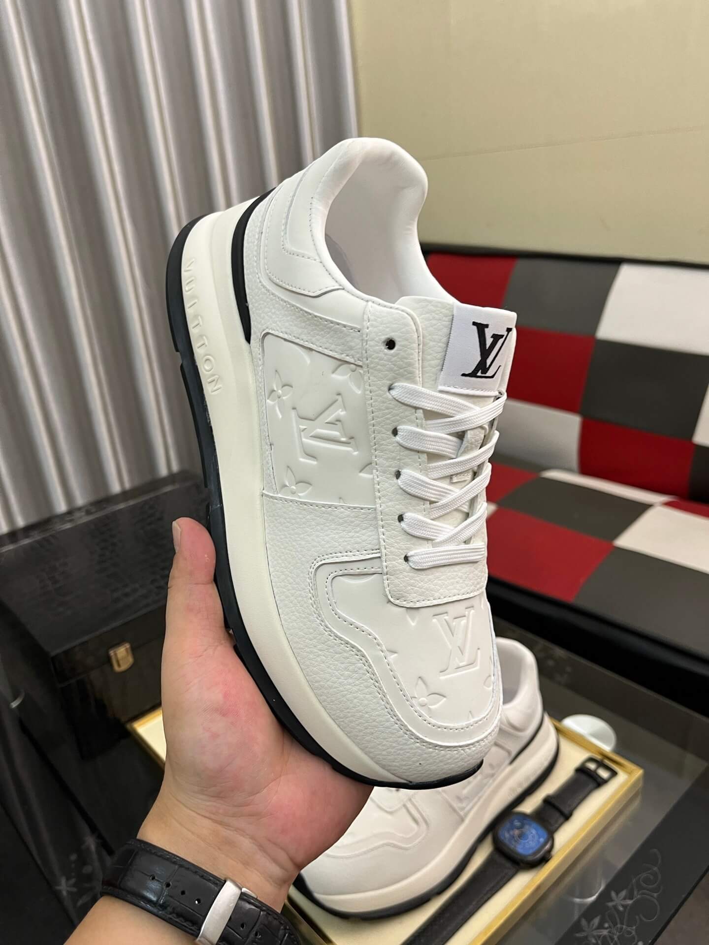 Louis Vuitton LV Trainer - White Embossed Monogram - Runner Sneaker 8 Louis Vuitton LV Trainer sneakers