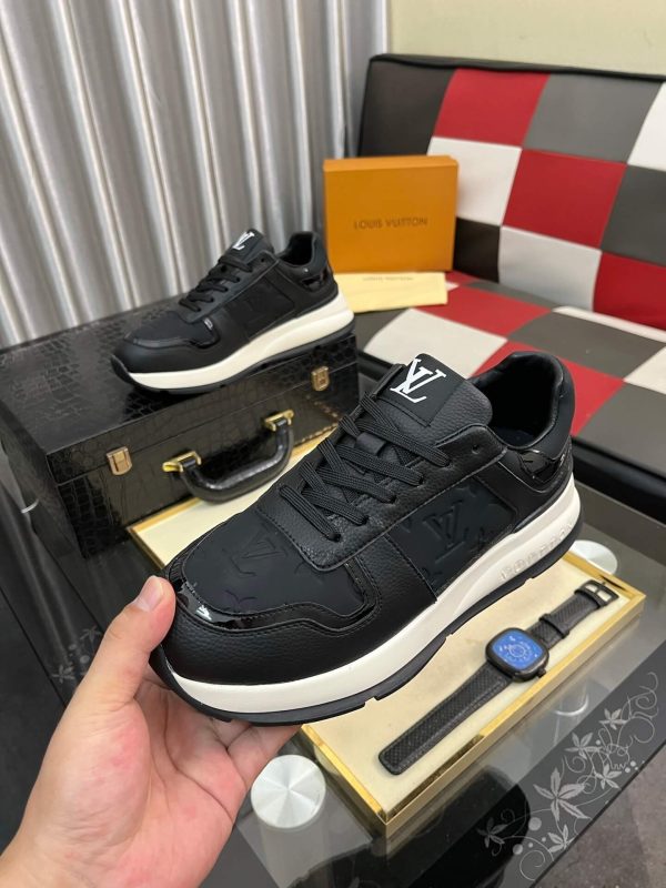 Louis Vuitton Run Away Maxi sneaker.