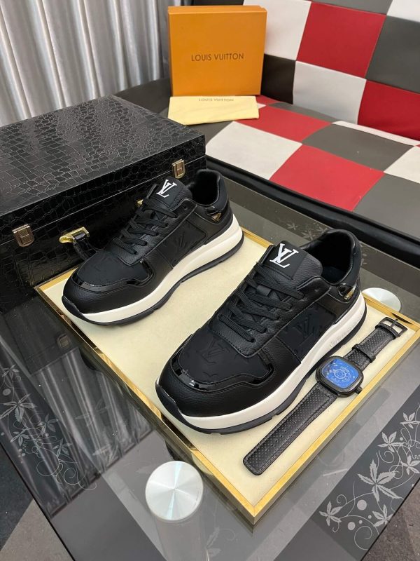 Louis Vuitton Run Away Maxi sneaker.