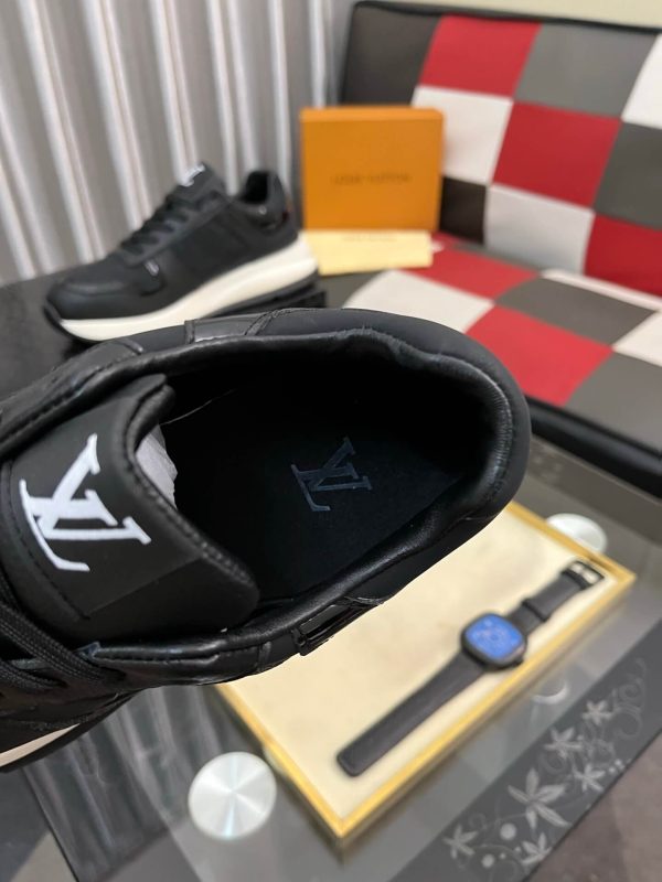 Louis Vuitton Run Away Maxi sneaker.