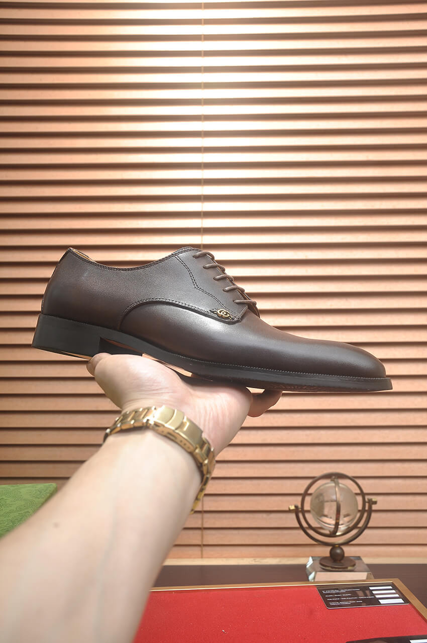 Gucci Dark Brown Textured Derby Shoes 3 Brown leather Gucci men's formal lace-up derby