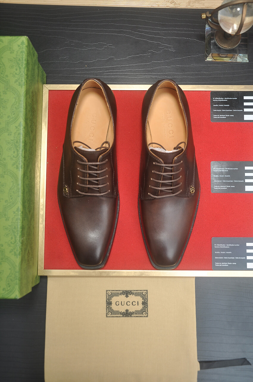 Gucci Dark Brown Textured Derby Shoes 2 Brown leather Gucci men's formal lace-up derby