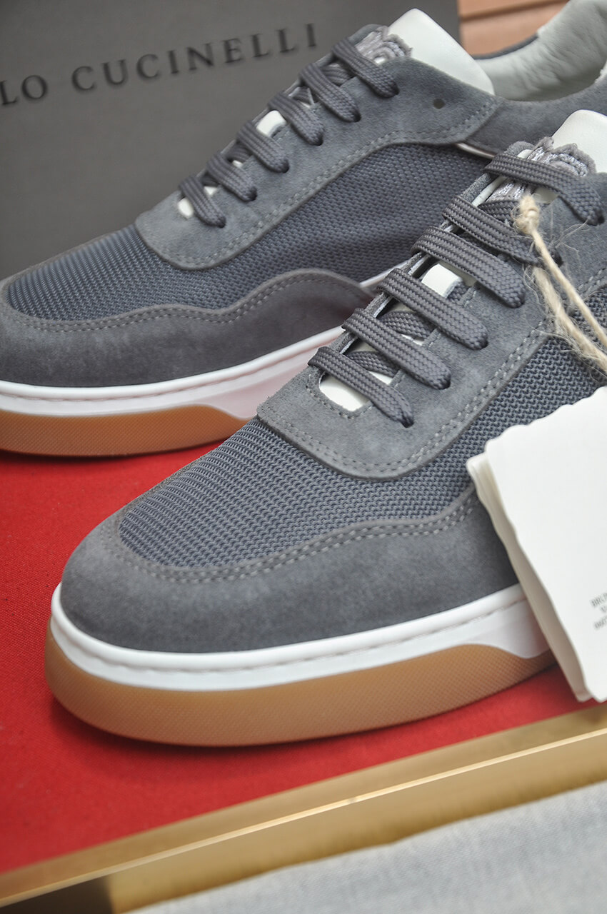 Brunello Cucinelli Gray Suede Low-Top Sneakers in Gray 5 Brunello Cucinelli men's sneakers.