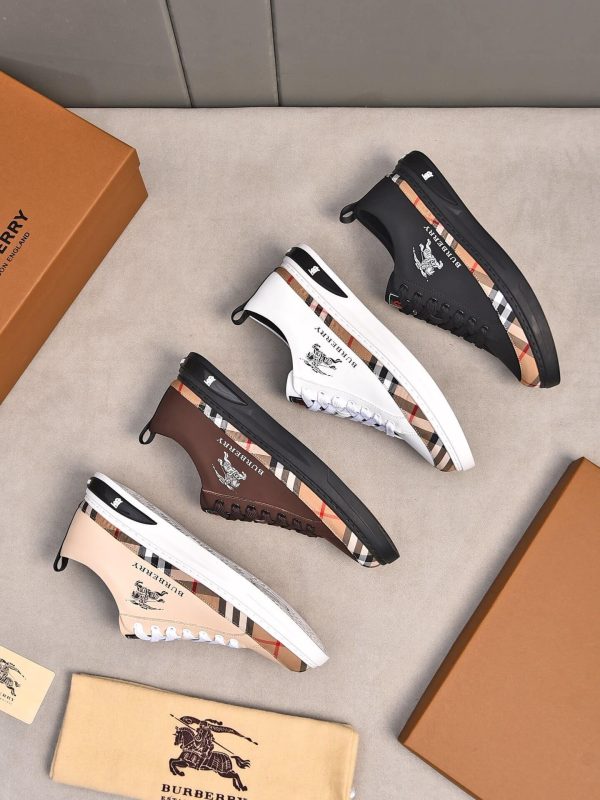 Burberry brand's Vintage Check pattern.