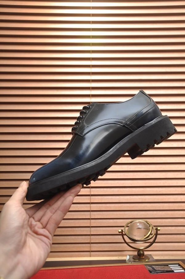 Dior loafers in black shiny calfskin