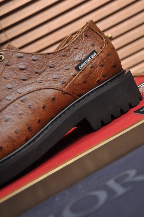 Dior -men's- derby- shoes- in -tan- ostrich-print -leather. (2) Dior men's derby shoes in tan ostrich-print leather.