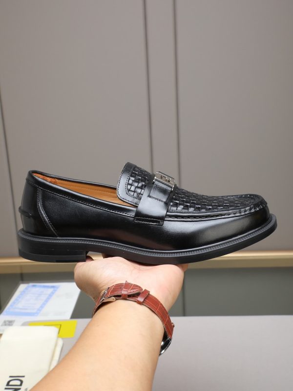 Fendi O'Lock loafers in black leather.