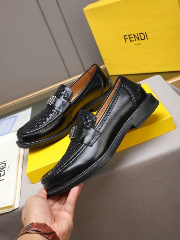Fendi O'Lock loafers in black leather.