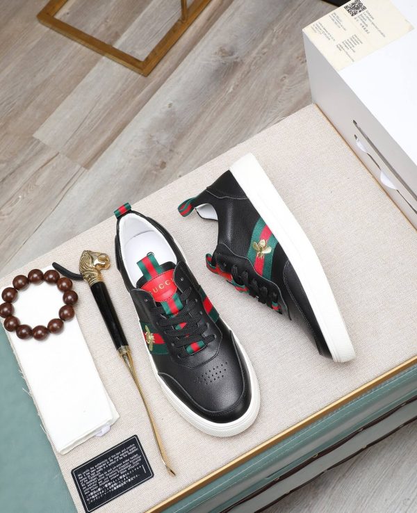 Gucci -Ace- Logo -Strap- Sneakers. (8) Gucci Ace Logo Strap Sneakers.