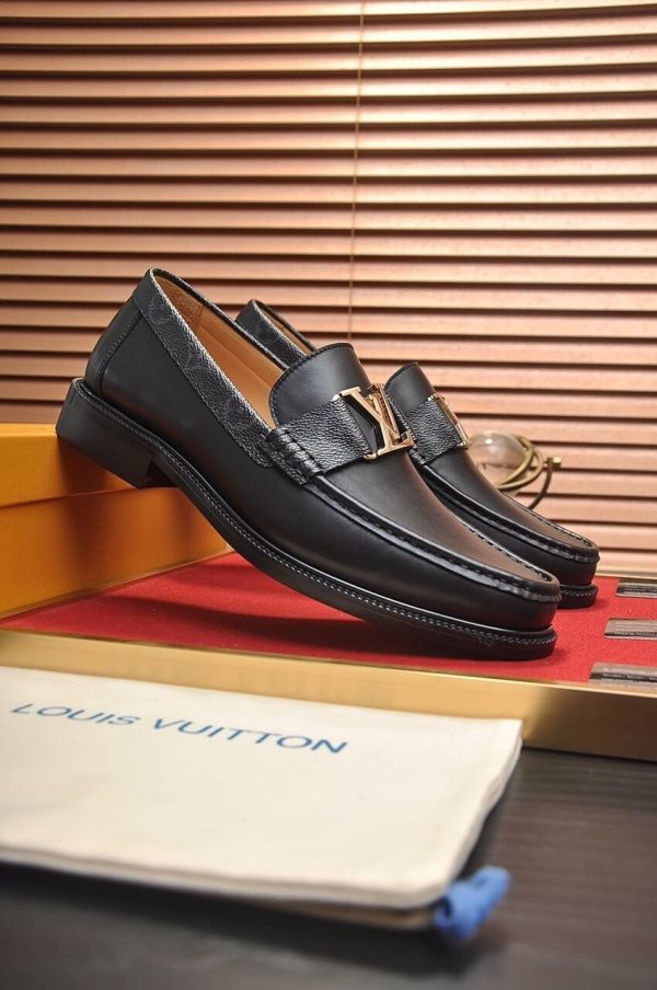 Louis -Vuitton -Major- loafers- in -black -leather (3) Louis Vuitton Major loafers in black leather