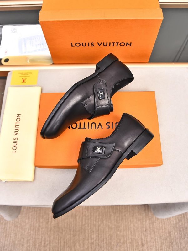 Louis -Vuitton -black- leather -monk -shoes (9) Louis Vuitton black leather monk shoes.