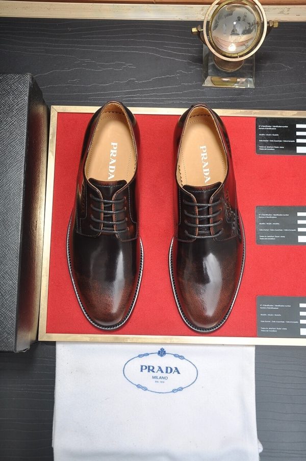 Prada leather men's oxford dress shoe.