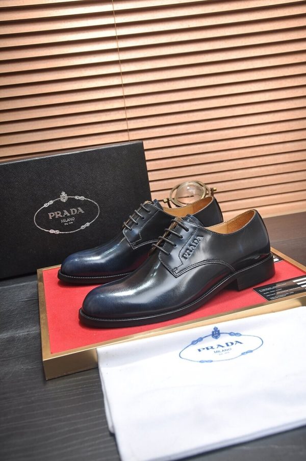 Prada leather men's oxford dress shoe.