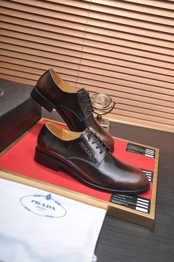 Prada leather men's oxford dress shoe.