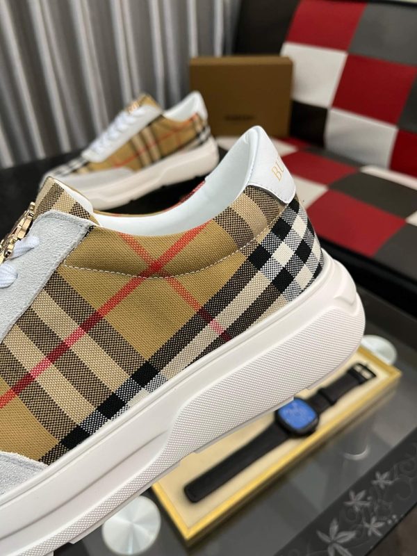 _Burberry- Leather -and -Check -Terrace -Sneakers (4) Burberry Leather and Check Terrace Sneakers