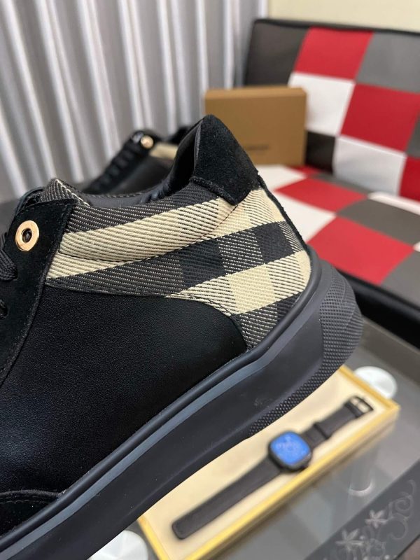 Burberry Terrace Check leather Sneakers