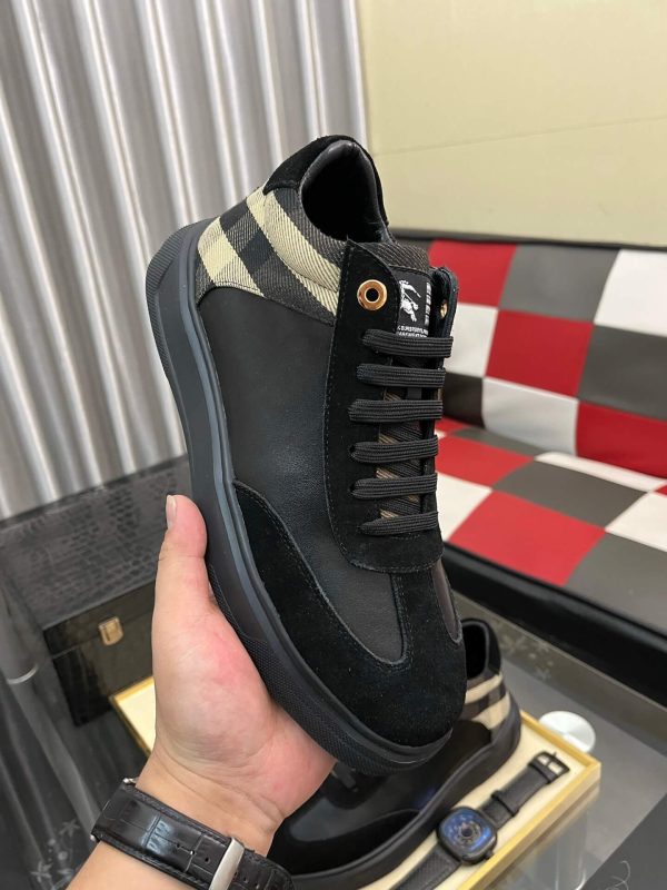 Burberry Terrace Check leather Sneakers