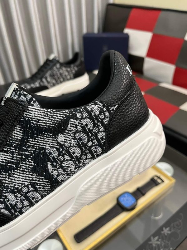 Dior -men's -low-top -sneakers (4) Dior men's low-top sneakers