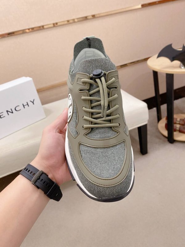 Givenchy G Move sneakers