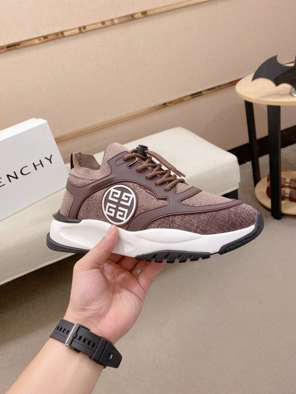 Givenchy sneakers in brown and beige