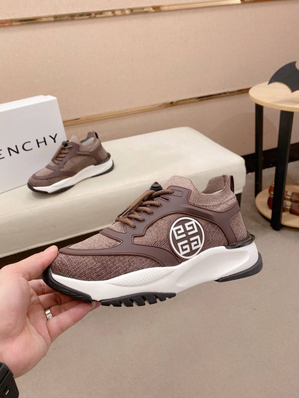 Givenchy sneakers in brown and beige
