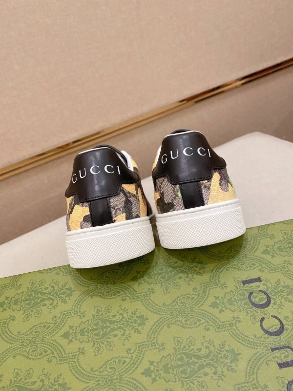 Gucci -Ace -sneakers- in-the -GG -Supreme -canvas (3) Gucci Ace sneakers in the GG Supreme canvas