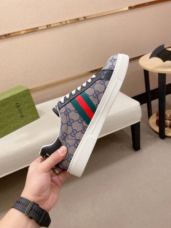 Gucci- Ace -sneakers- in -the -GG -Supreme- canvas (6) Gucci Ace sneakers in the GG Supreme canvas