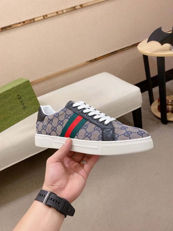Gucci- Ace -sneakers- in -the -GG -Supreme- canvas (7) Gucci Ace sneakers in the GG Supreme canvas