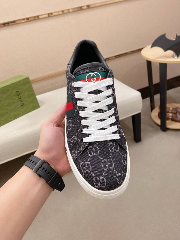 Gucci -Ace -sneakers- in -the- GG- Supreme -canvas (8) Gucci Ace sneakers in the GG Supreme canvas